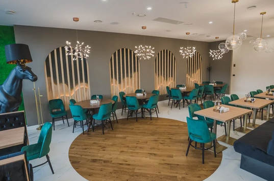 Panoramic Colibița – restaurant și bar